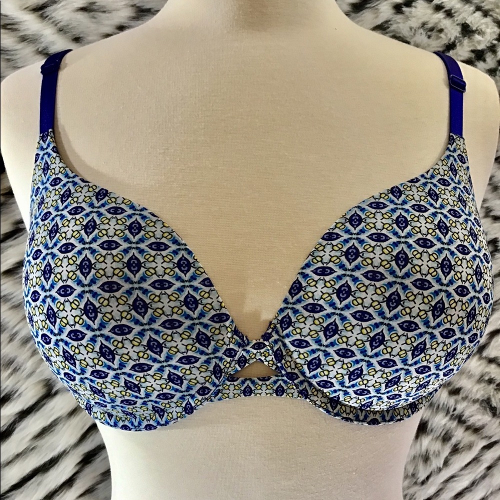 Victoria’s Secret Perfect Shape bra 34D